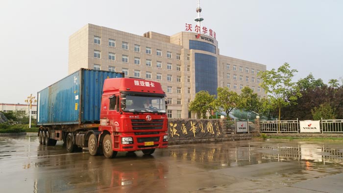 沃尔华集团挖掘机、起重机出口哥斯达黎加